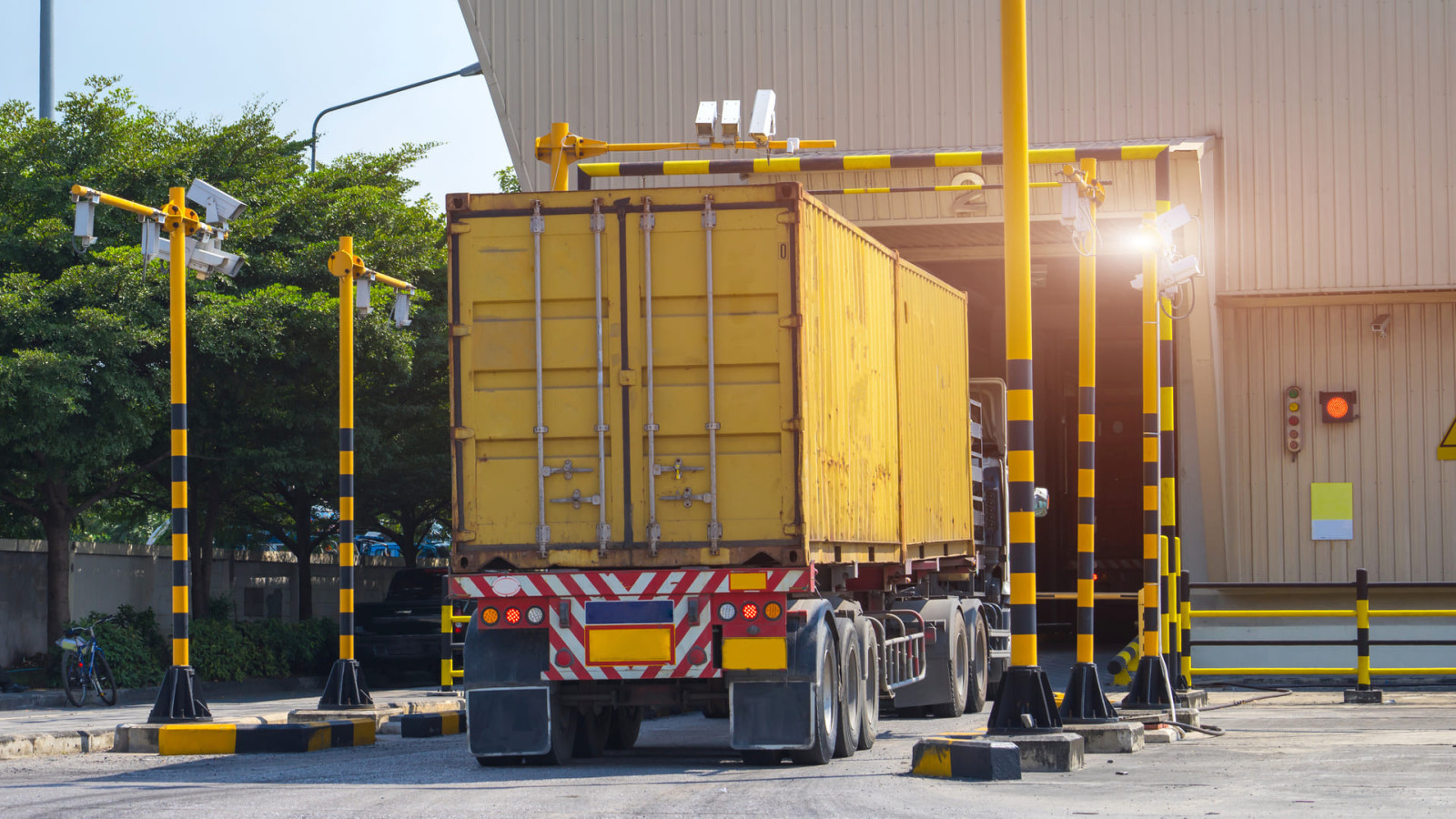 Customs Clearance in Transportation - What to Remember?