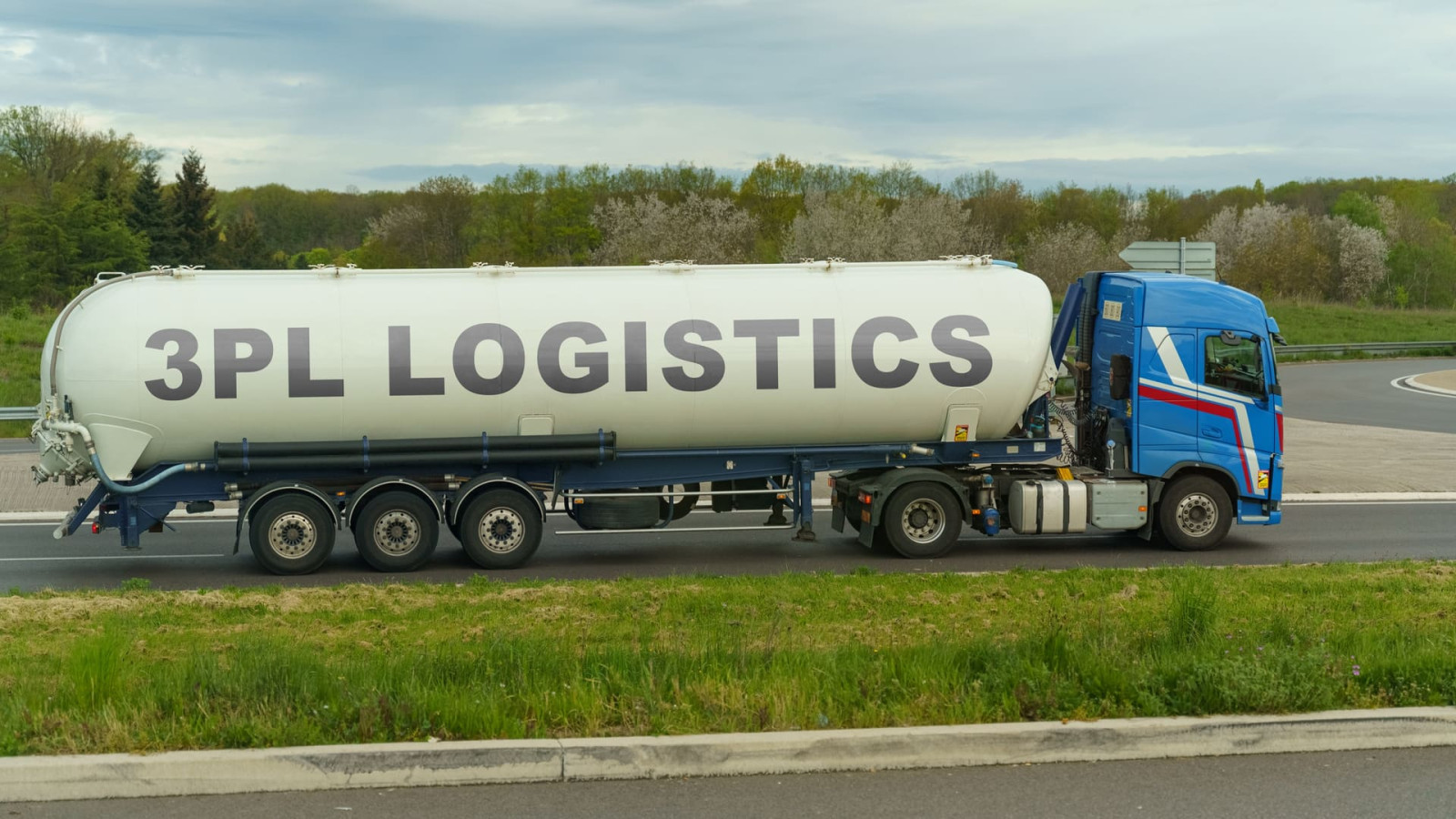 What is third party logistics (3PL)? Definition and benefits